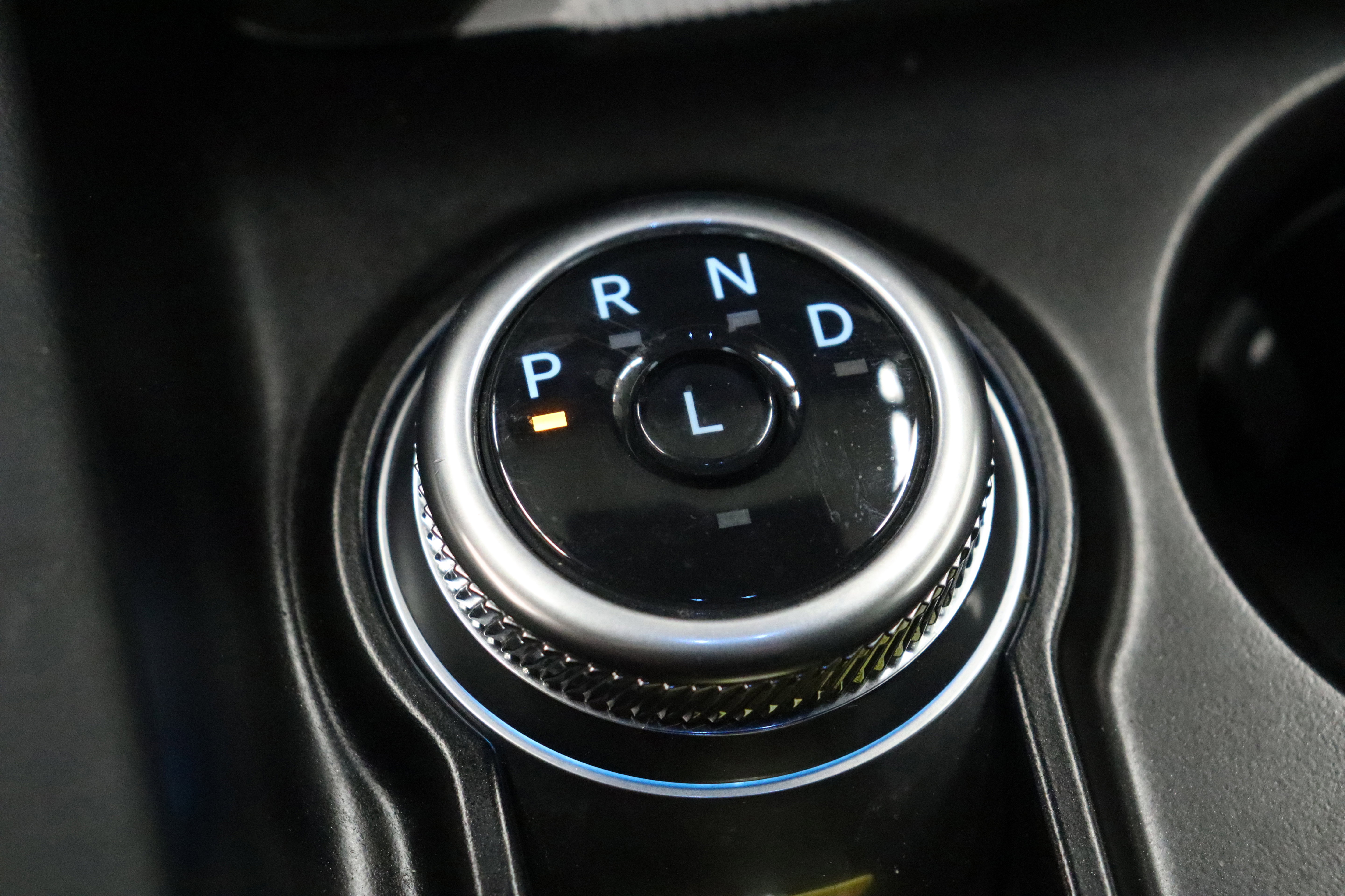 Used 2025 Ford Explorer ST-Line w/ ST-Line Street Pack image 32