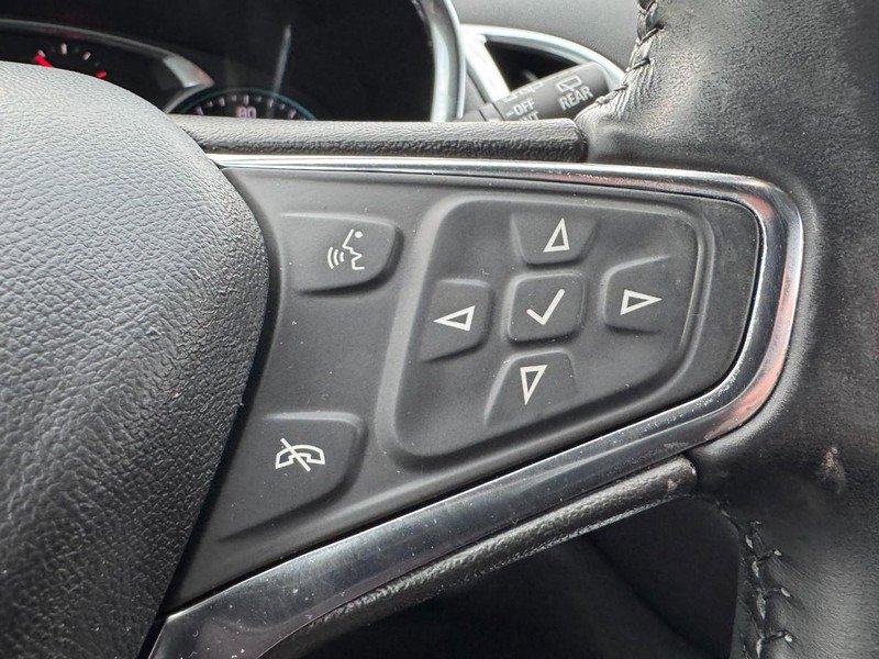 Used 2021 Chevrolet Equinox LT image 17