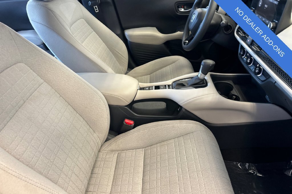 Used 2025 Honda HR-V LX image 17