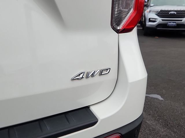 Certified 2022 Ford Explorer XLT w/ Equipment Group 202A image 33