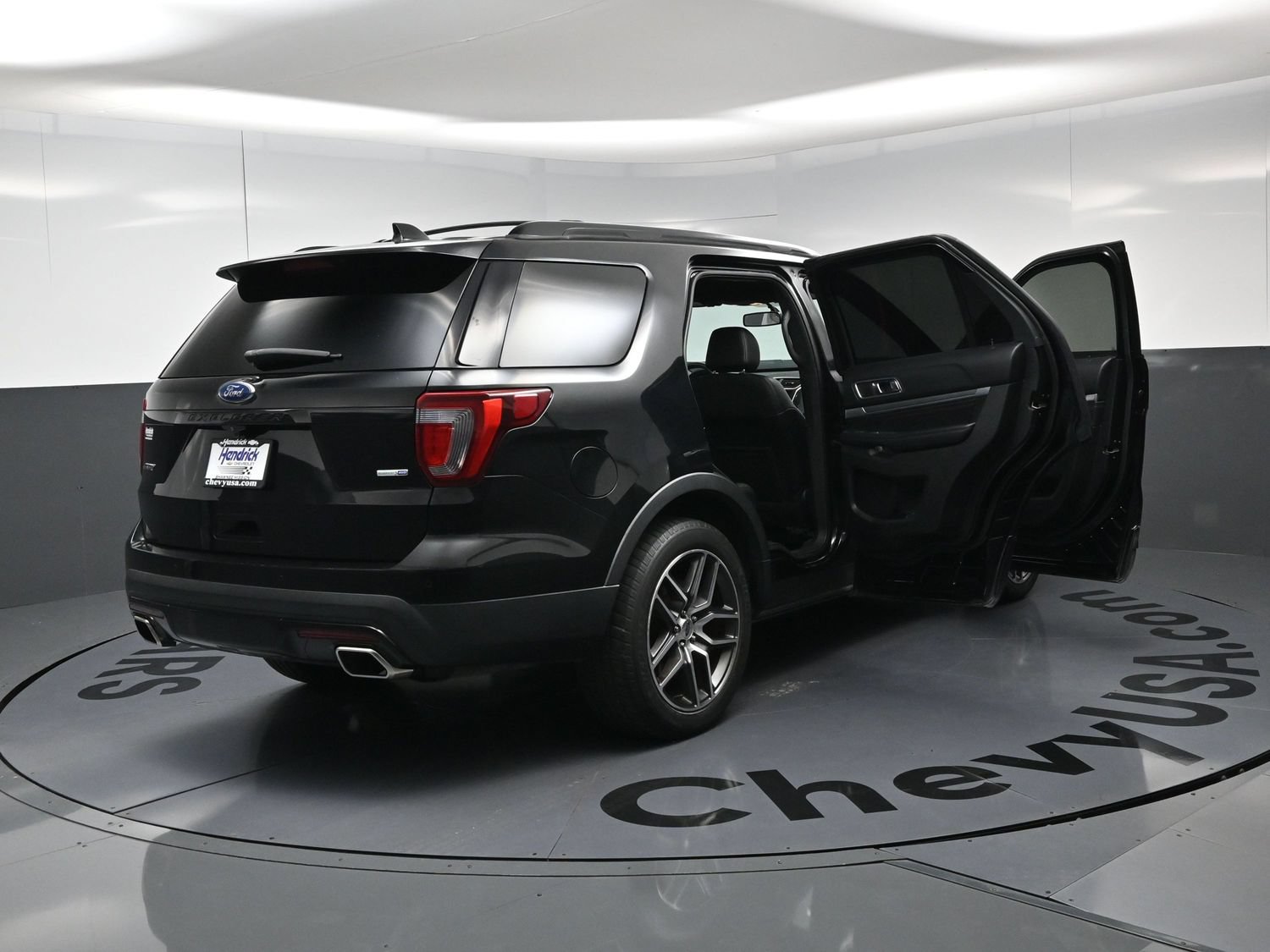 Used 2017 Ford Explorer Sport w/ Equipment Group 401A AWD/4WD image 20