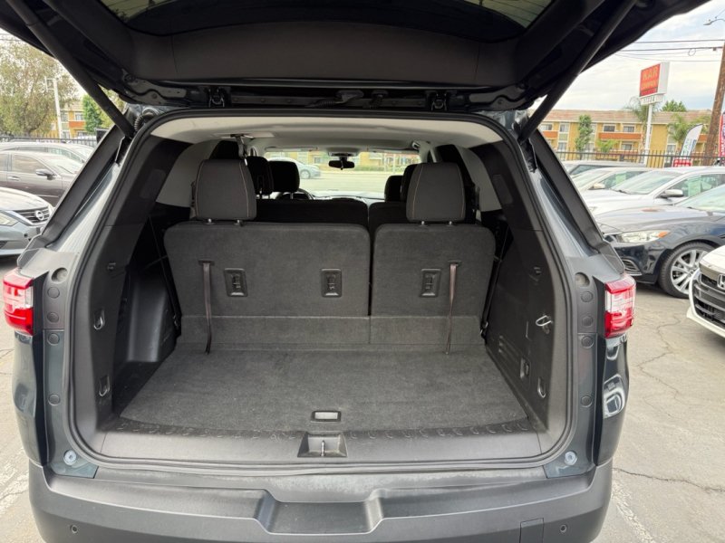 Used 2018 Chevrolet Traverse LT AWD/4WD image 23
