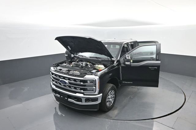 New 2026 Ford F250 Lariat w/ FX4 Off-Road Package image 35