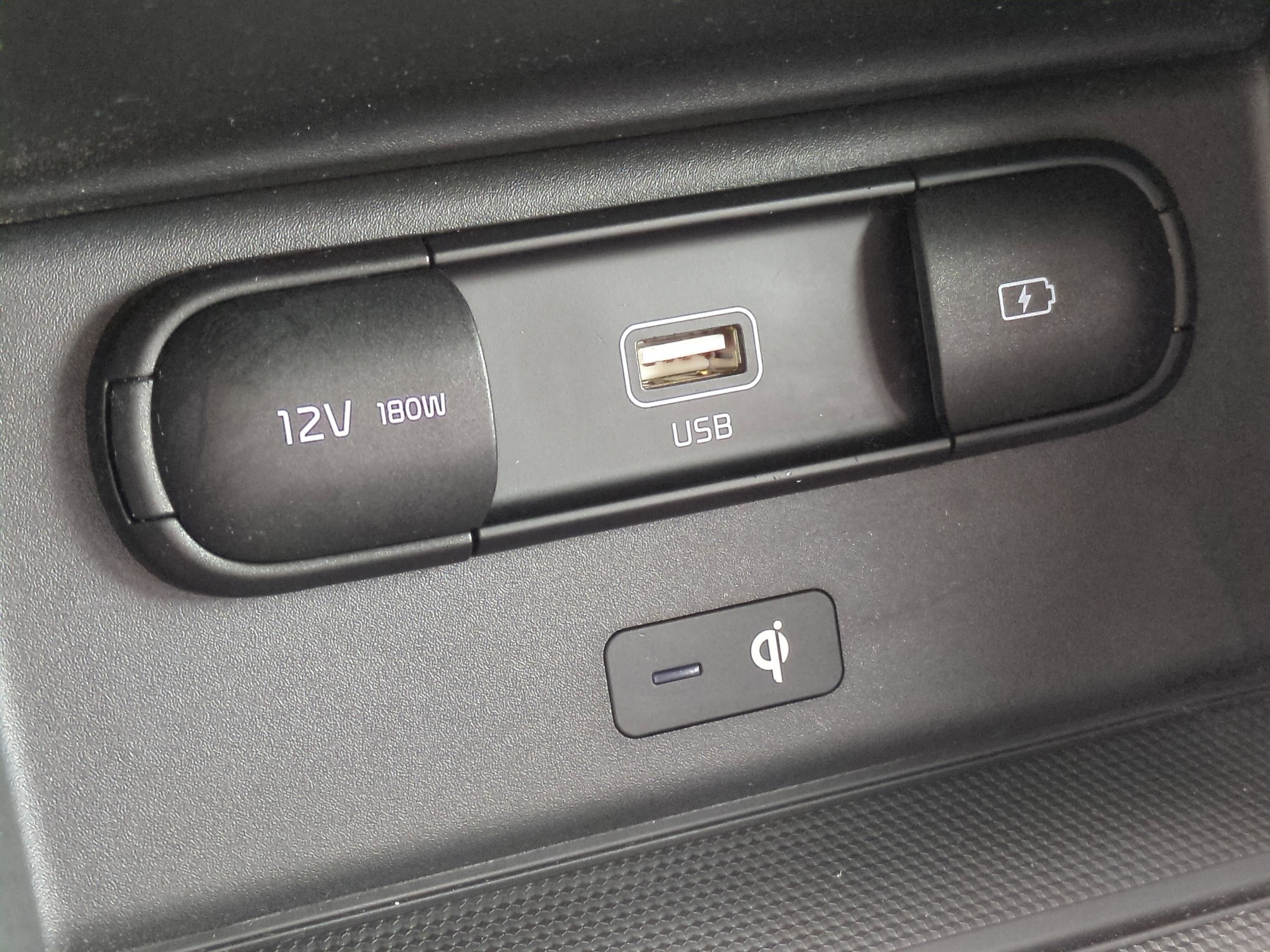 Certified 2022 Kia Telluride SX w/ Nightfall Edition Package image 23