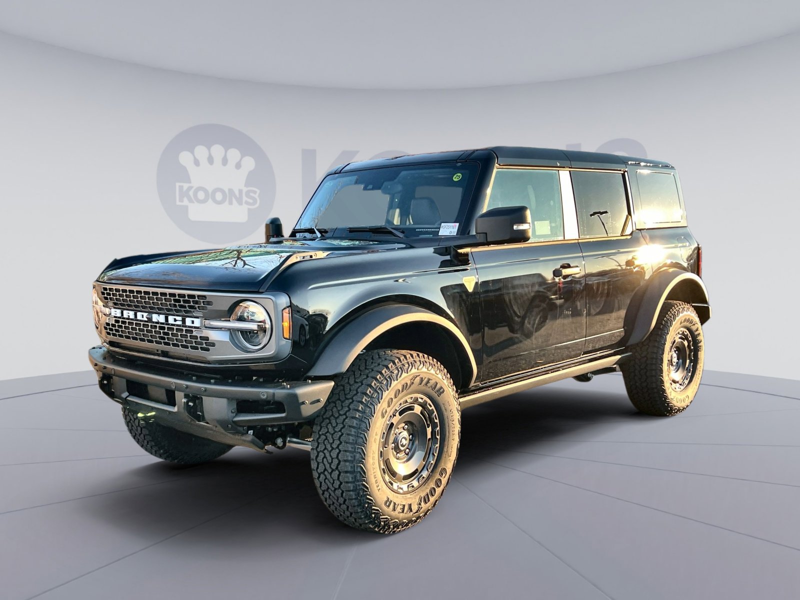 New 2025 Ford Bronco Badlands image 1
