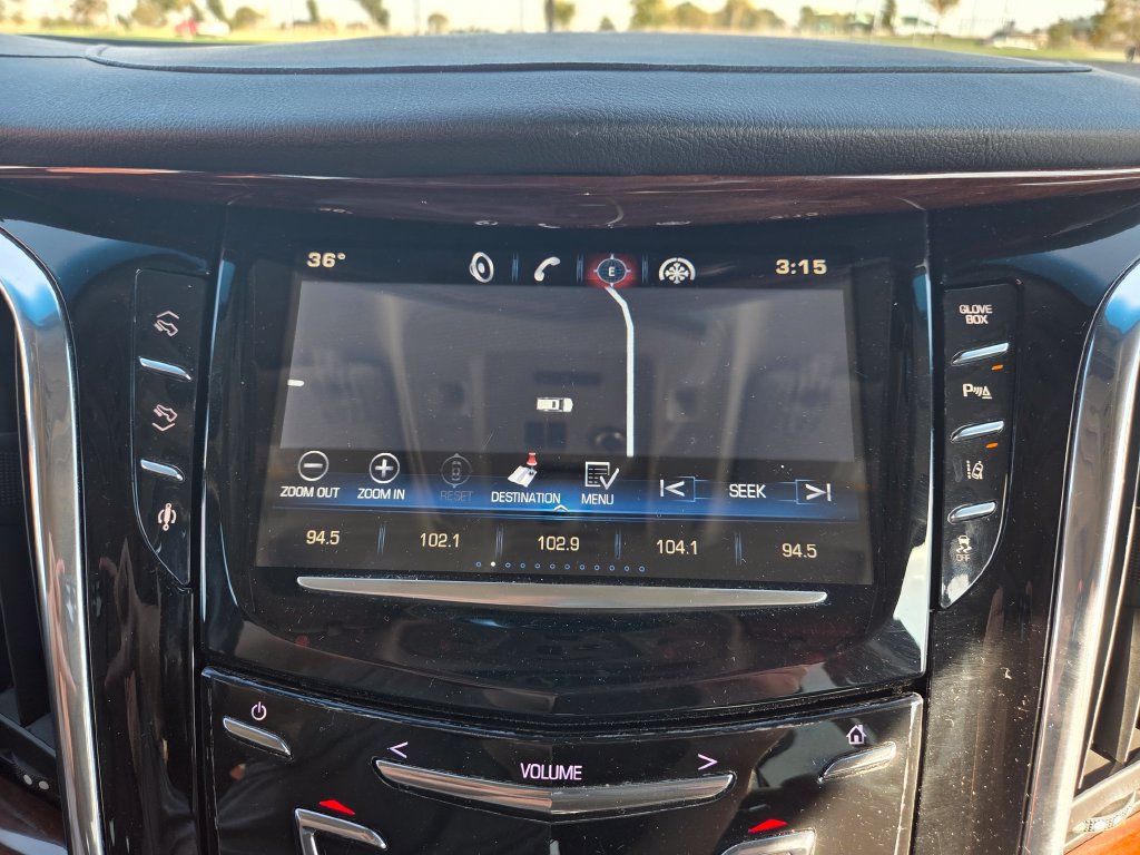 Used 2015 Cadillac Escalade ESV Luxury AWD/4WD image 22