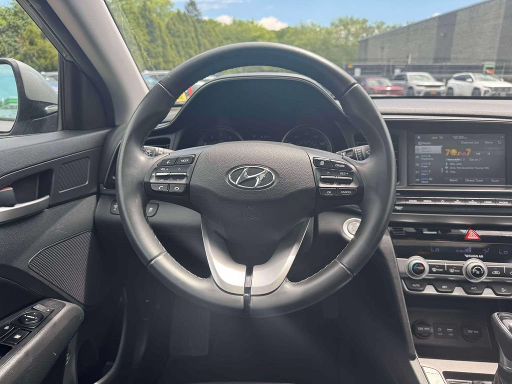 Used 2020 Hyundai Elantra Value Edition w/ Cargo Package (C1) FWD image 19