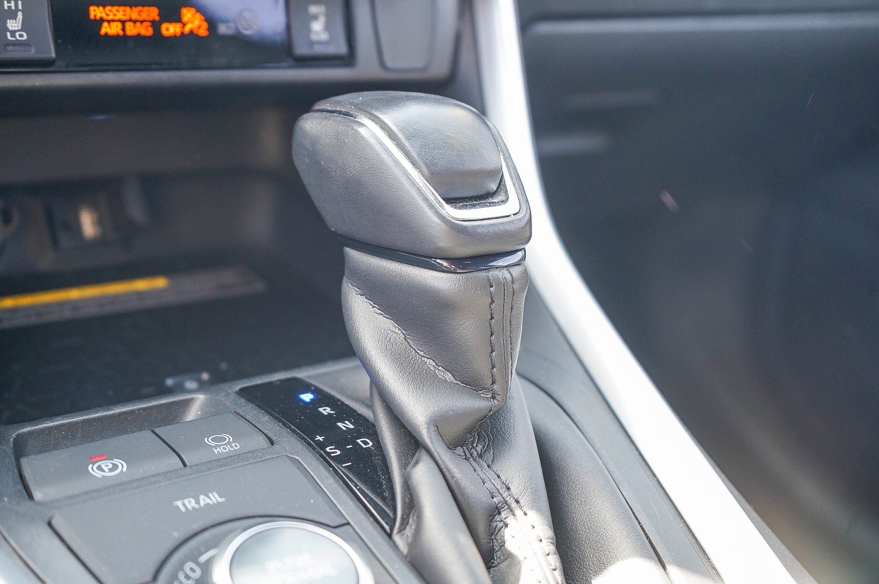 Used 2019 Toyota RAV4 XSE AWD/4WD image 24