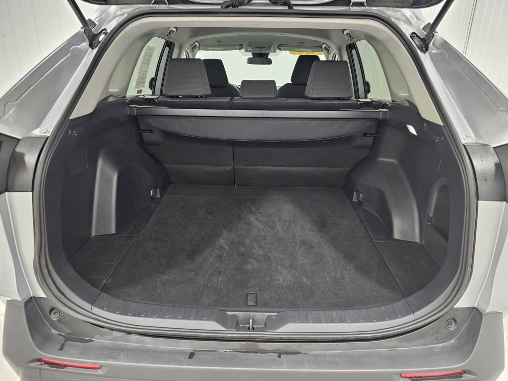Used 2024 Toyota RAV4 XLE image 17