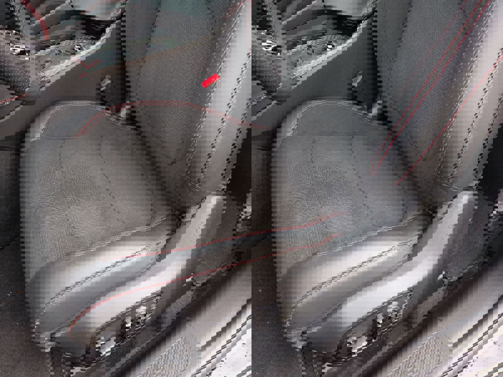 New 2026 Dodge Charger Daytona Scat Pack image 16