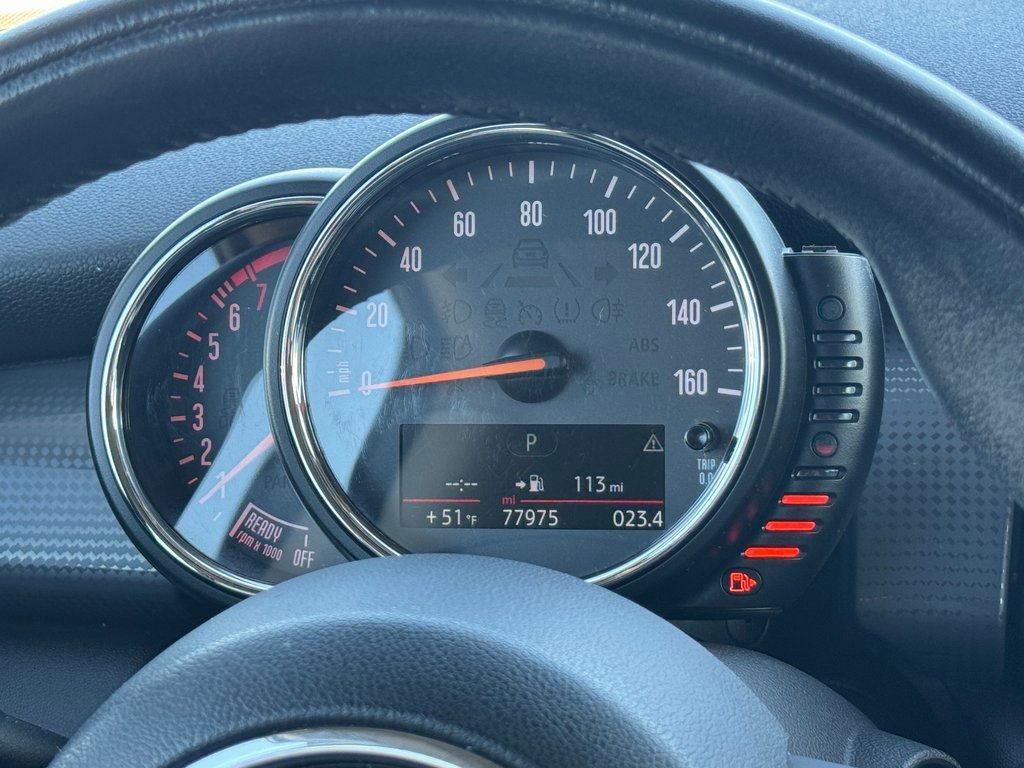 Used 2015 MINI Cooper 2-Door Hardtop image 15