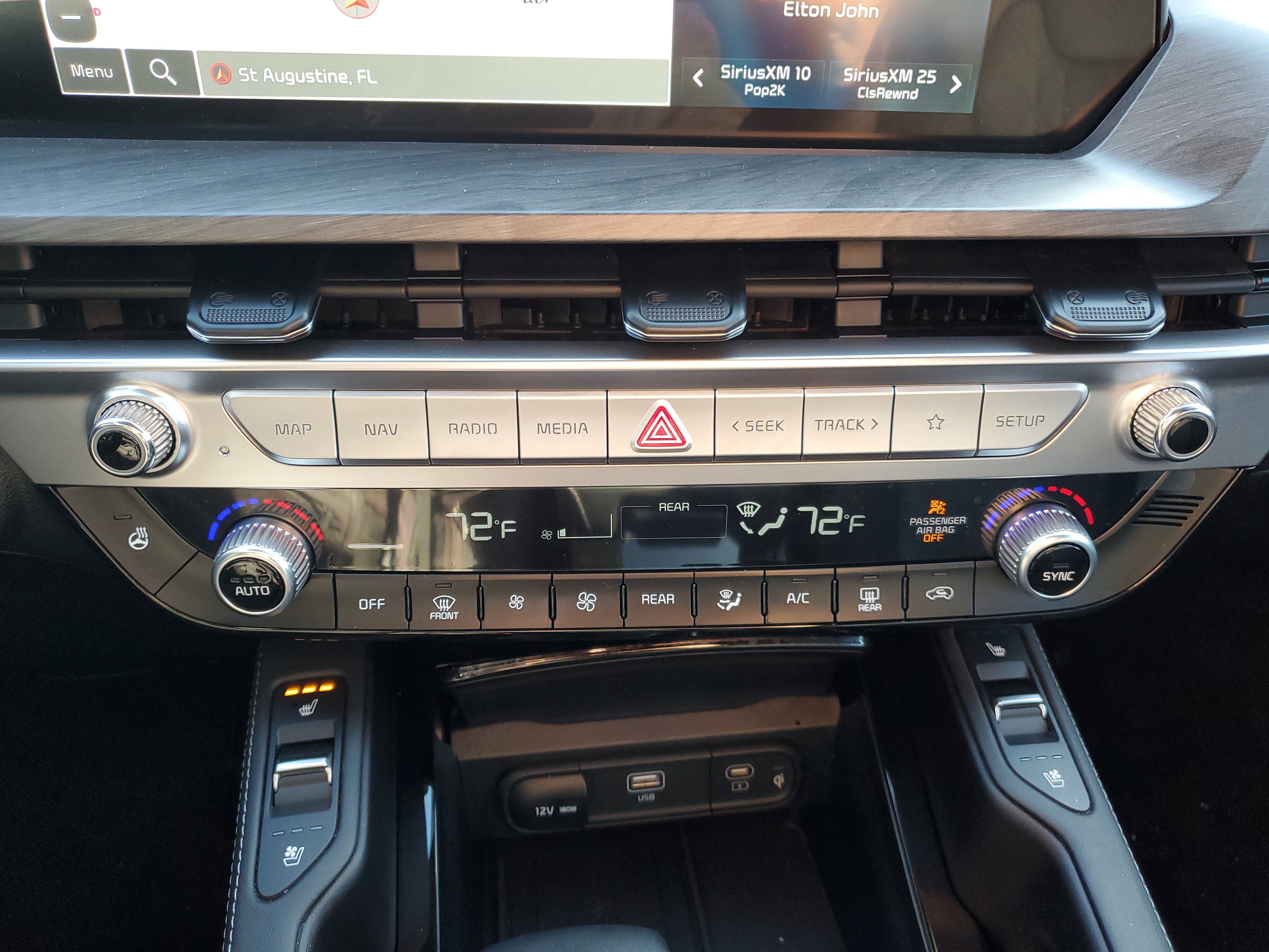 Certified 2025 Kia Telluride AWD image 35