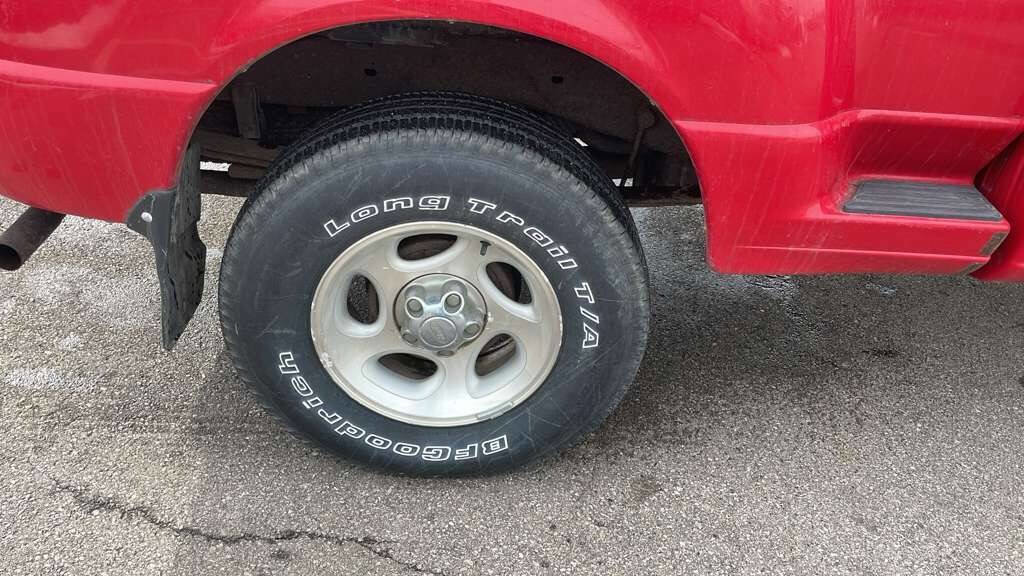 Used 1999 Ford Ranger XLT image 15