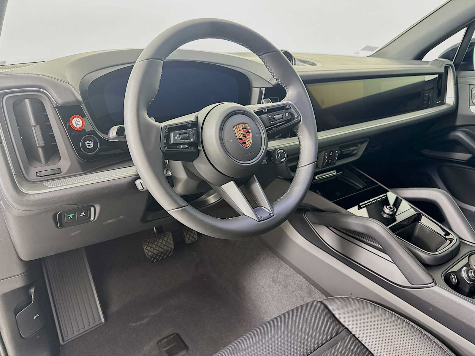 New 2026 Porsche Cayenne E-Hybrid AWD/4WD image 4