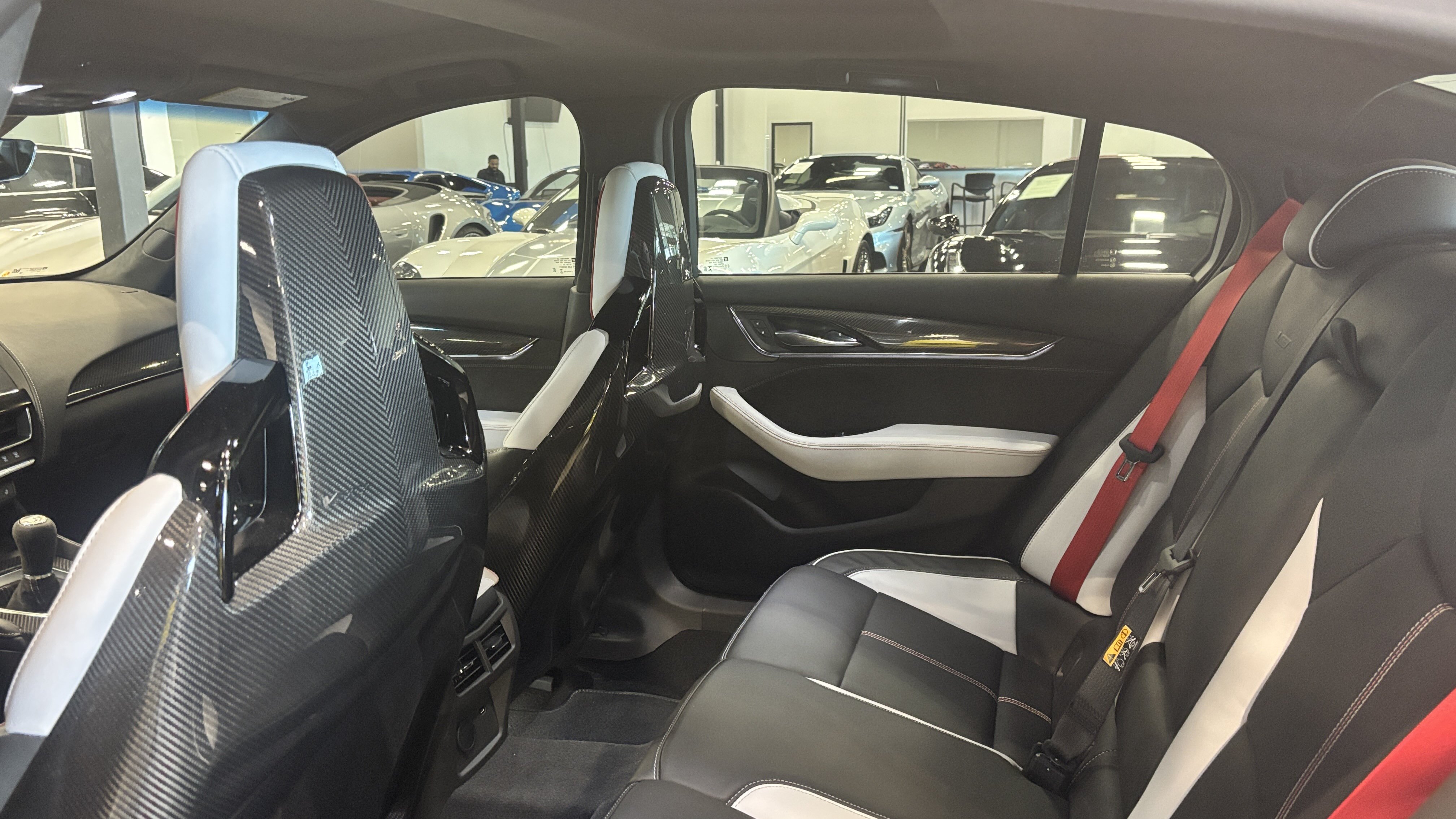Used 2024 Cadillac CT5 V Blackwing w/ Carbon Fiber Package 2 RWD image 9