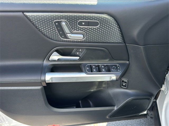 New 2026 Mercedes-Benz GLB 250 image 23