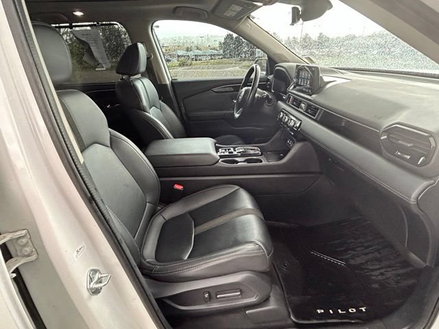 Used 2024 Honda Pilot Touring image 31