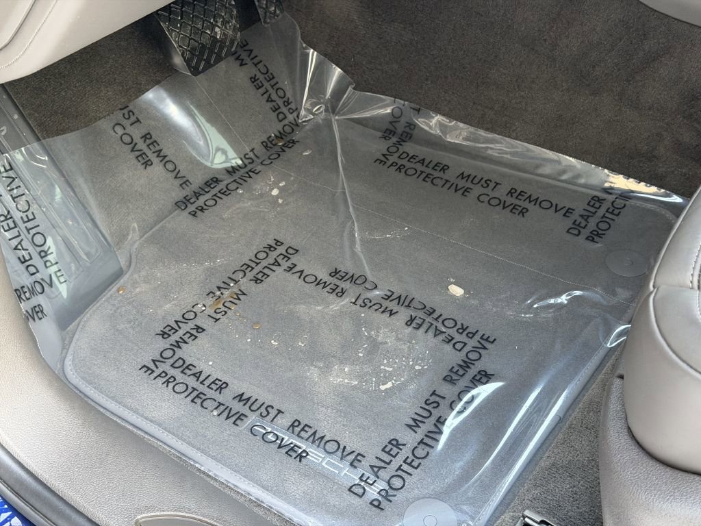 Used 2024 Porsche Macan BASE image 24