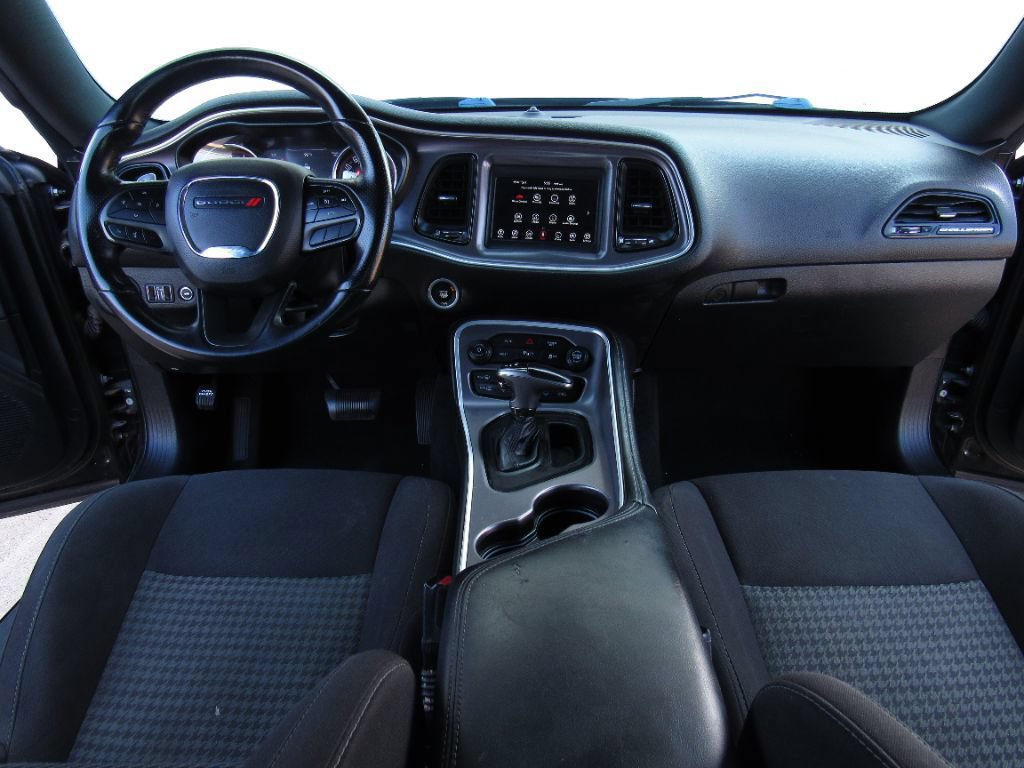 Used 2021 Dodge Challenger GT RWD image 16