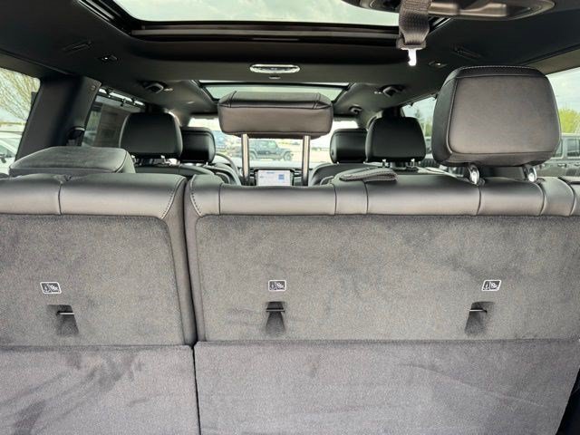 New 2026 Jeep Grand Wagoneer Limited AWD/4WD image 37