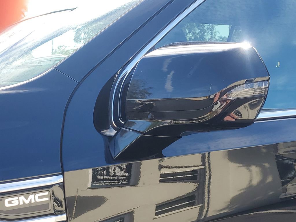 Used 2022 GMC Yukon Denali image 12