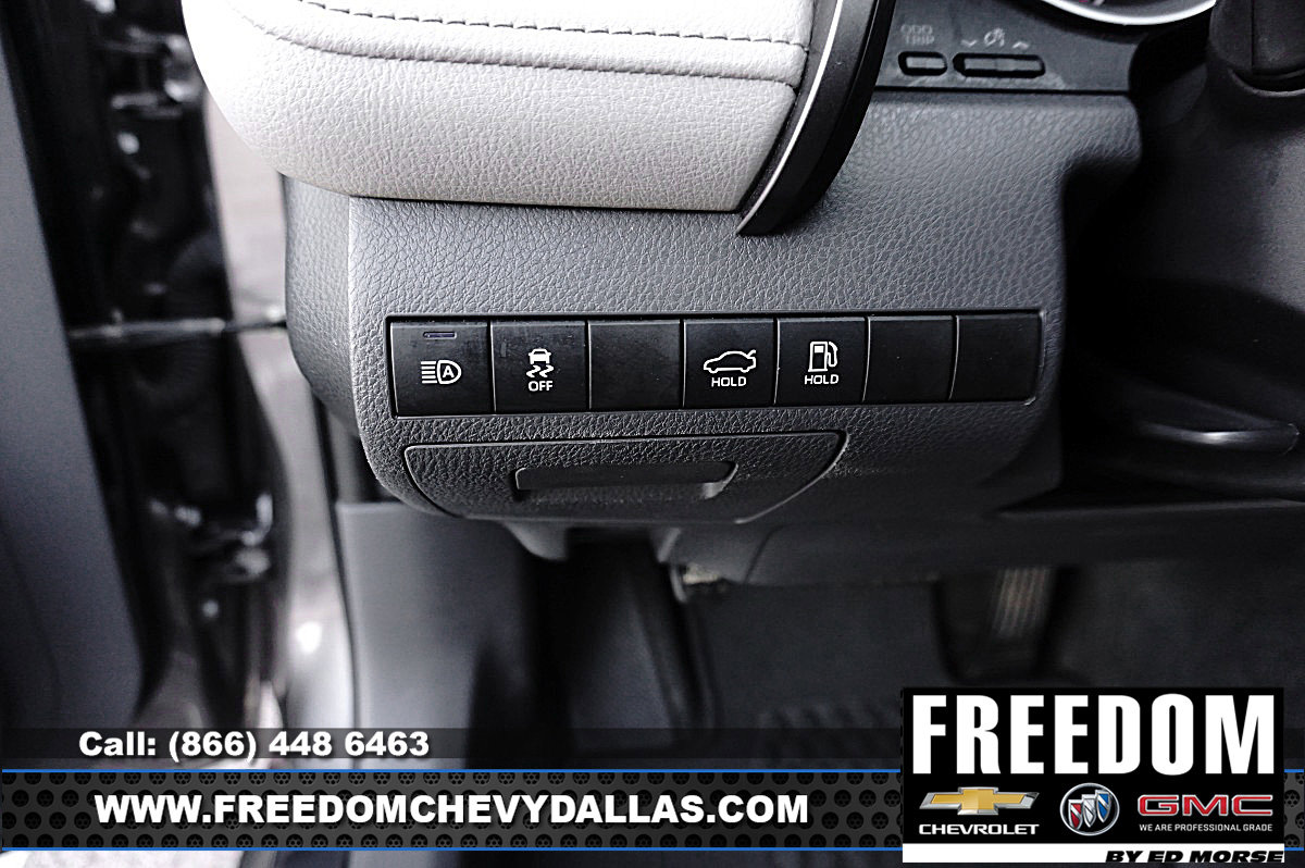 Used 2022 Toyota Camry LE image 22