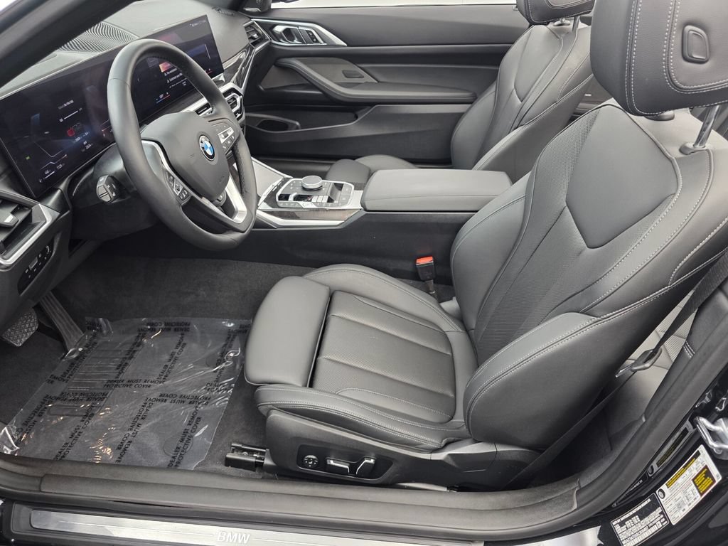 Used 2024 BMW 430i Convertible w/ Premium Package RWD image 10