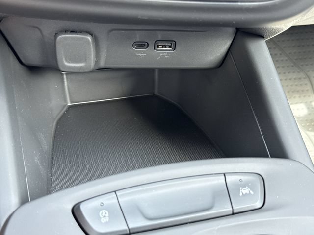 New 2026 Chevrolet Trax LS w/ LS Convenience Package FWD image 23