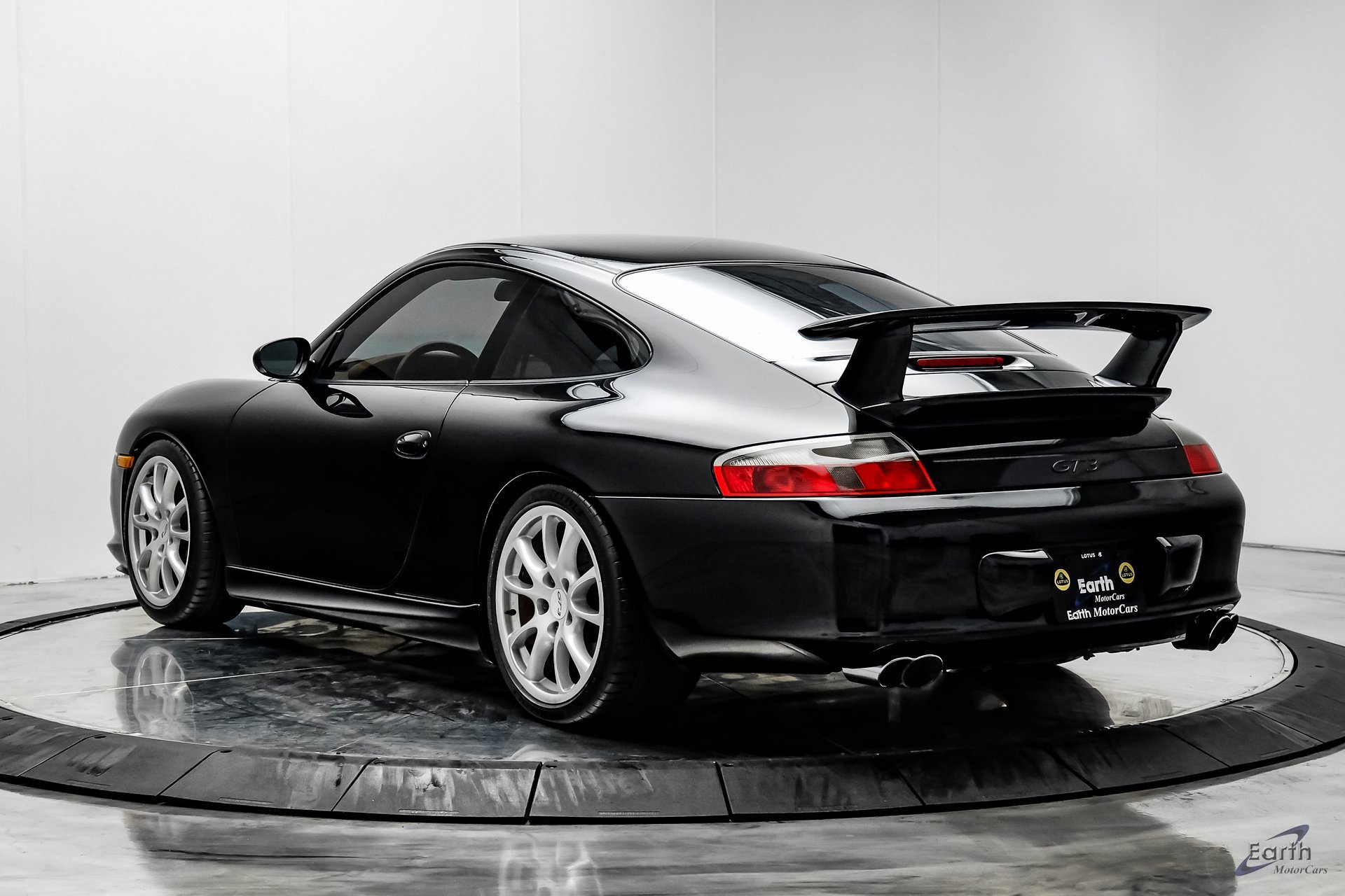 Used 2004 Porsche 911 GT3 image 8