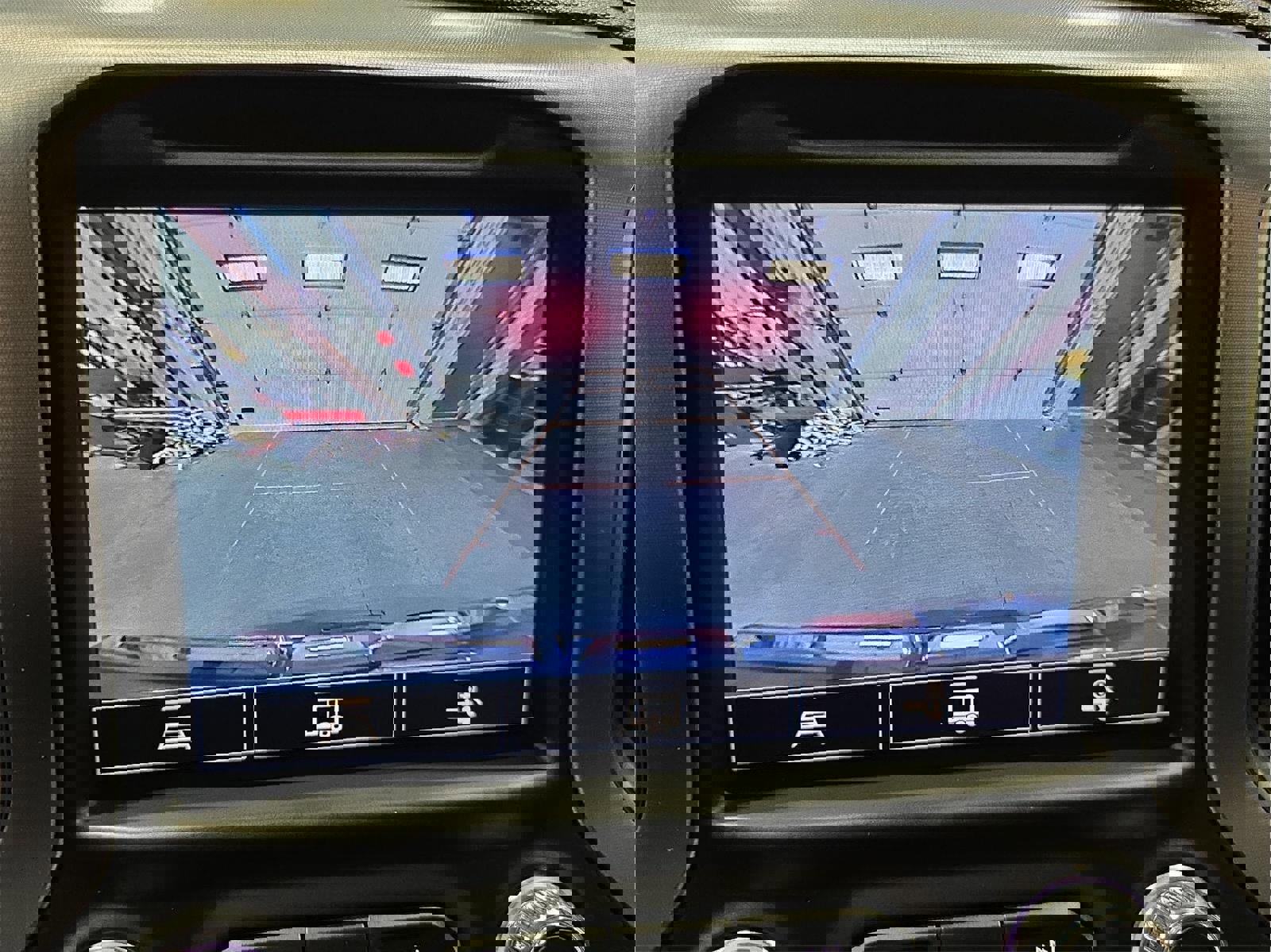 Used 2022 GMC Sierra 1500 SLT image 16