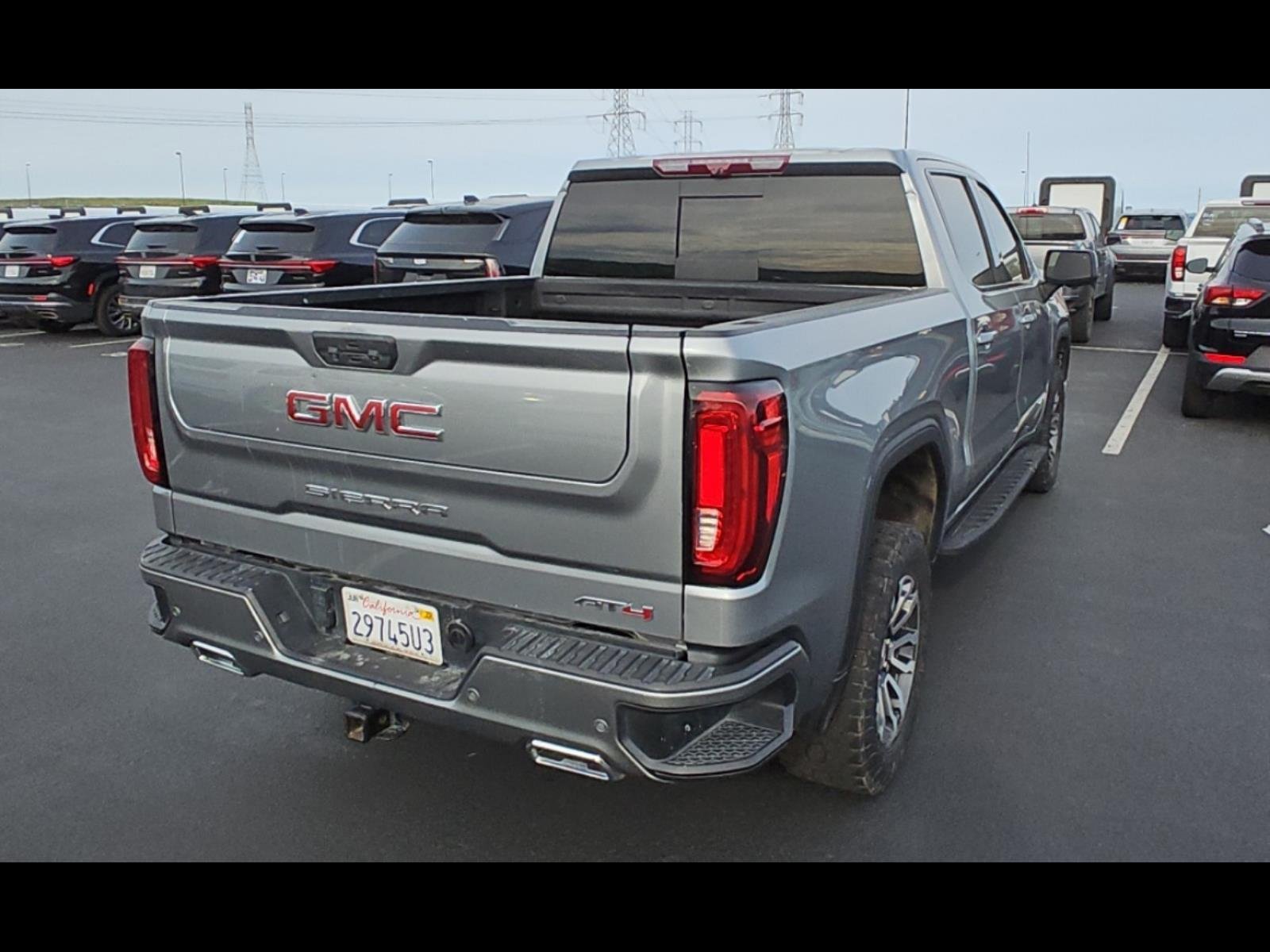 Used 2023 GMC Sierra 1500 AT4 w/ AT4 Premium Package AWD/4WD image 21
