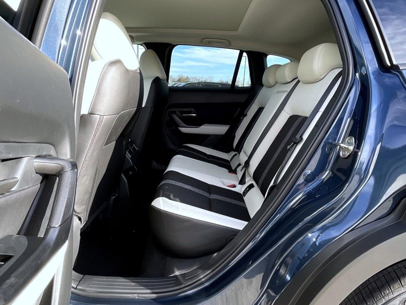 New 2026 MAZDA CX-50 AWD 2.5 S w/ Preferred Pkg image 12