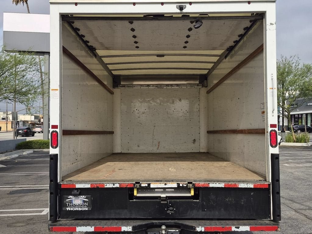 Used 2021 GMC Savana 3500 Extended w/ Power Convenience Package RWD image 26