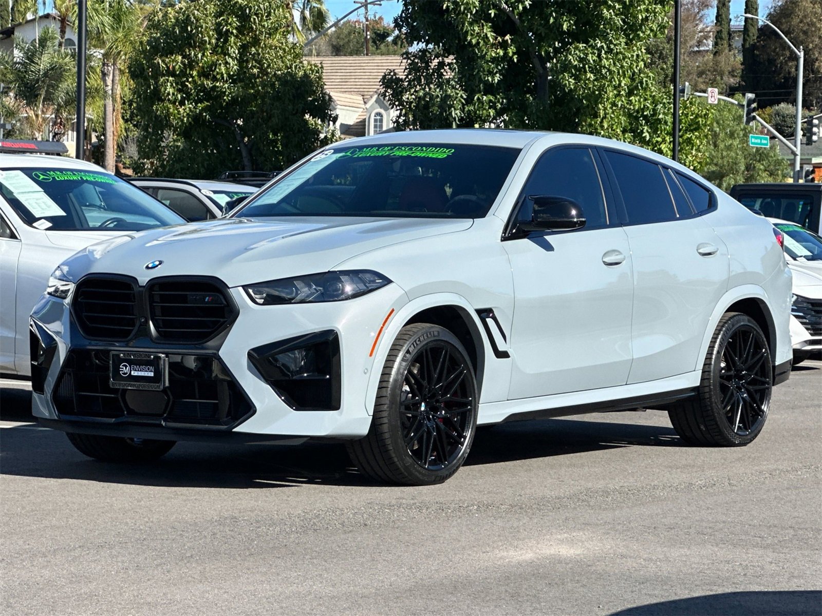 Used 2025 BMW X6 M Competition w/ Executive Package image 7