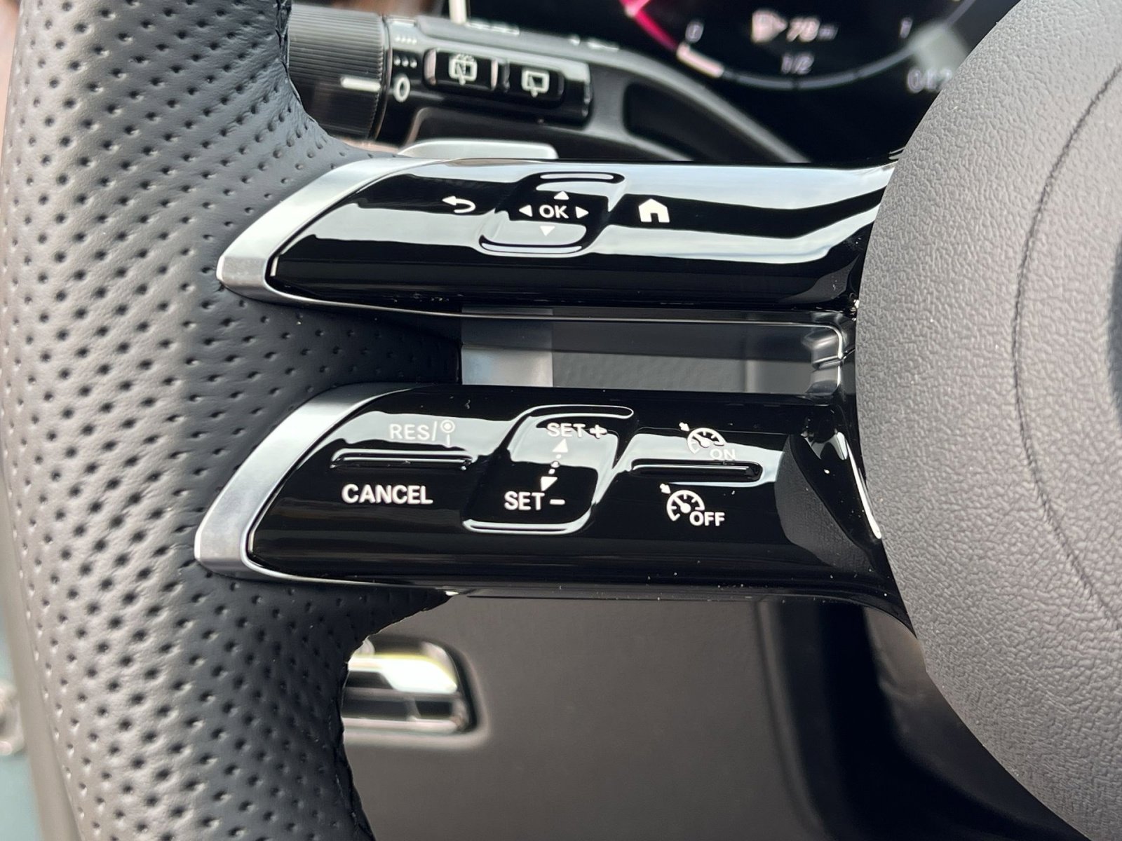 New 2026 Mercedes-Benz GLC 300 4MATIC image 30