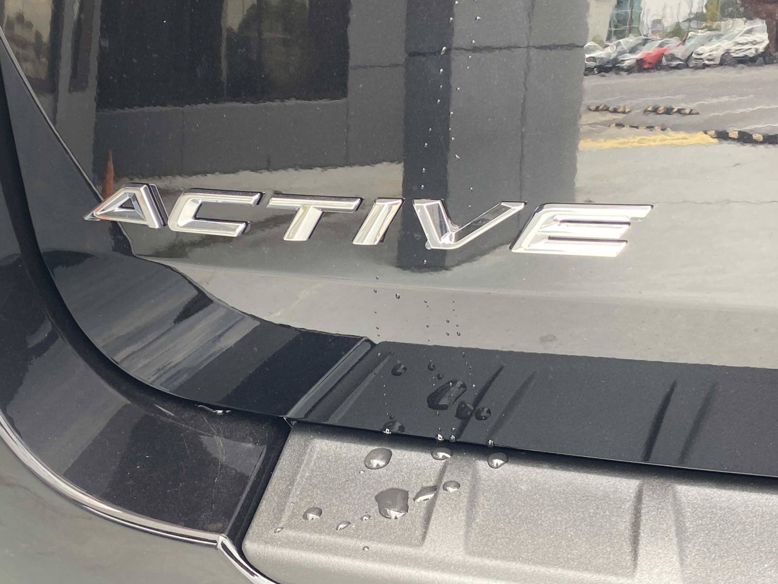 New 2026 Ford Explorer Active RWD image 6
