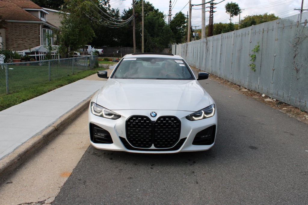 Used 2024 BMW 430i Coupe RWD image 2