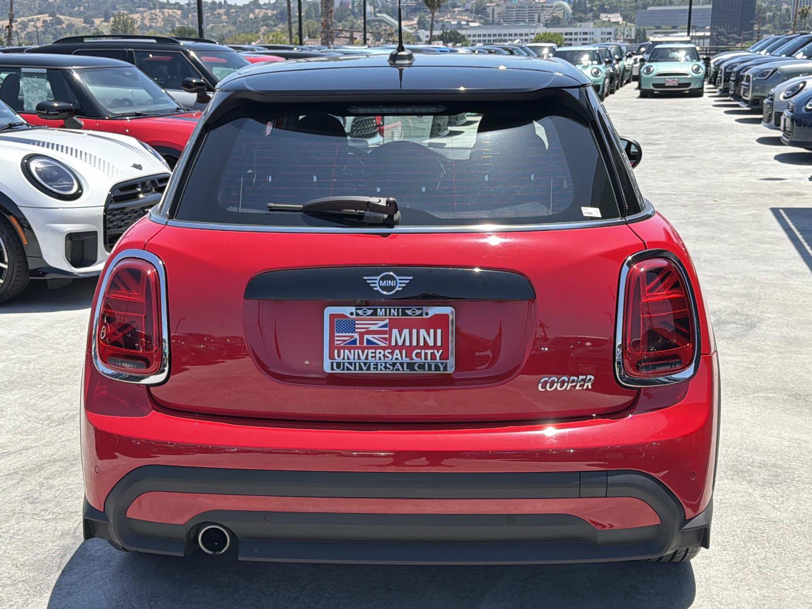 Certified 2023 MINI Cooper 4-Door Hardtop FWD image 4