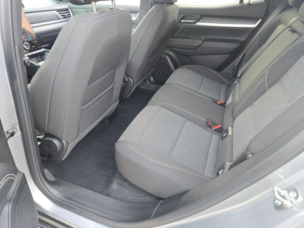 Used 2025 GMC Terrain Elevation AWD/4WD image 19
