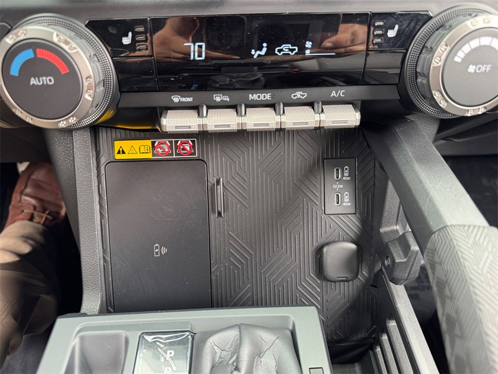 Used 2024 Toyota Tacoma TRD Sport image 23