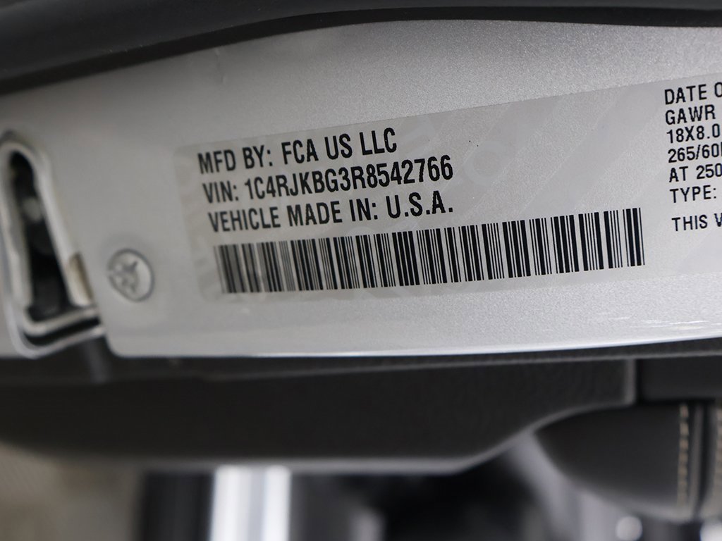 Used 2024 Jeep Grand Cherokee L Limited w/ Luxury Tech Group II image 57