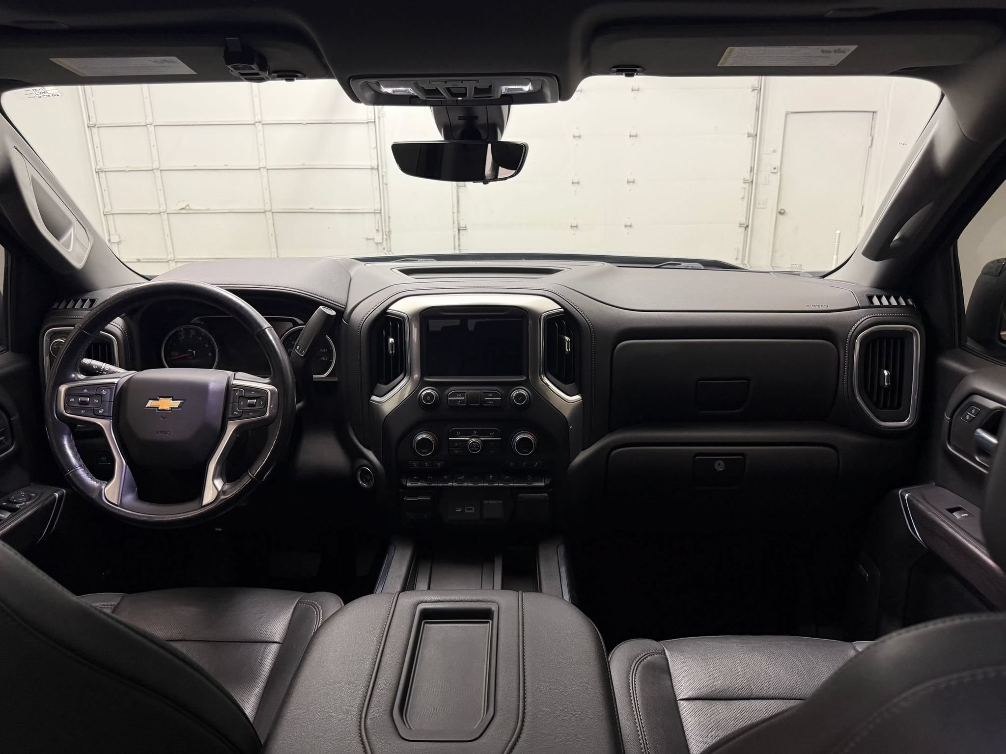 Used 2021 Chevrolet Silverado 1500 LTZ w/ LTZ Premium Package AWD/4WD image 13