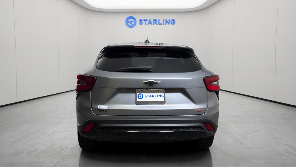 Certified 2024 Chevrolet Trax RS w/ Sunroof Package FWD image 7