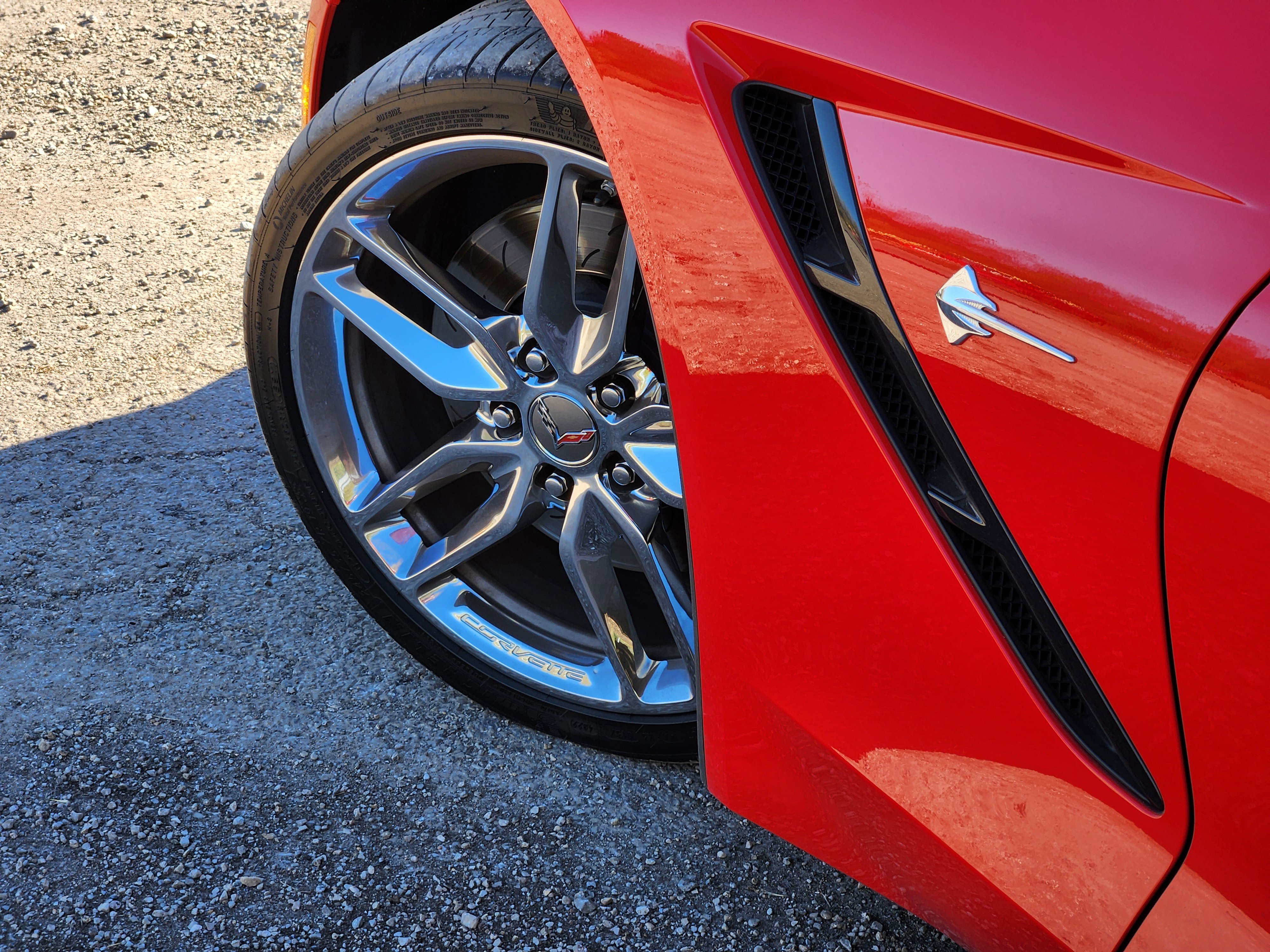 Used 2015 Chevrolet Corvette Stingray Coupe w/ 2LT Preferred Equipment Group image 22