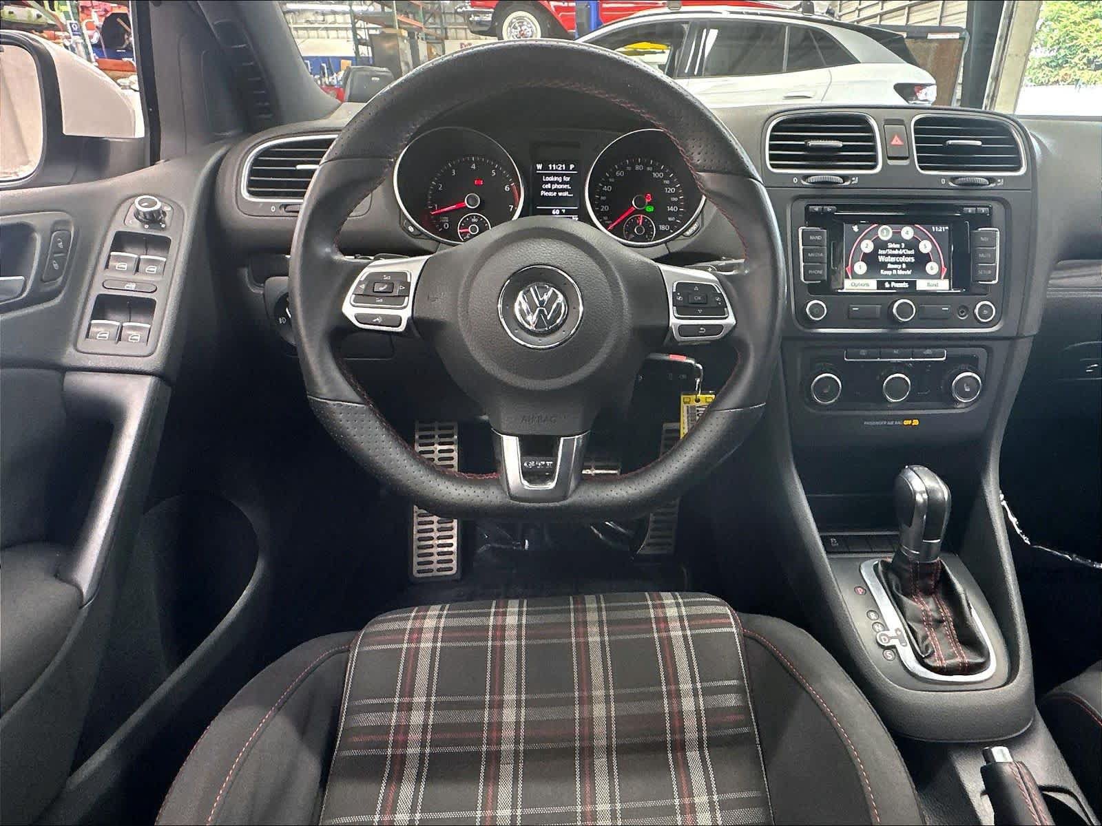 Used 2012 Volkswagen GTI 4-Door FWD image 11