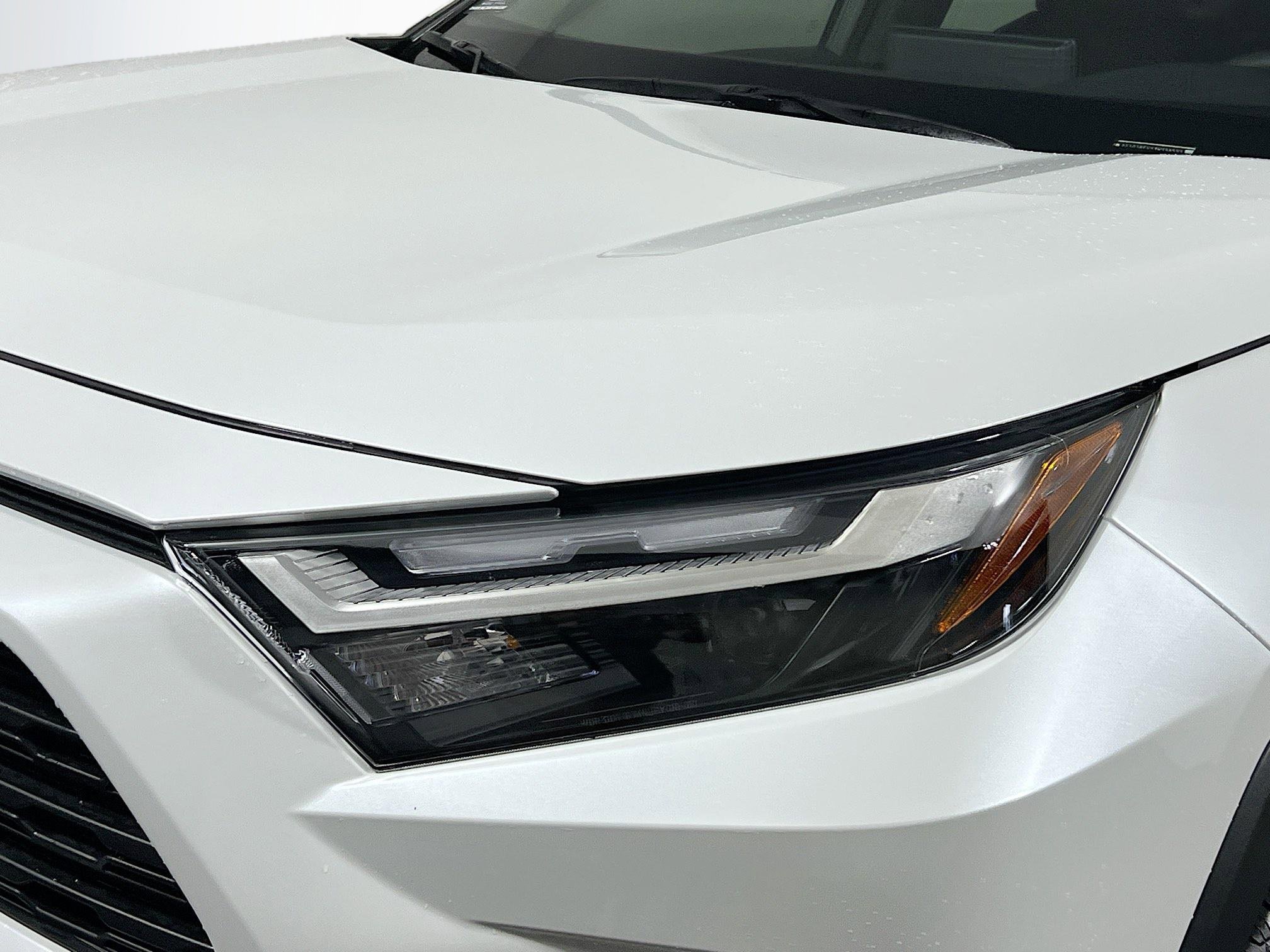 Used 2025 Toyota RAV4 XLE Premium image 11