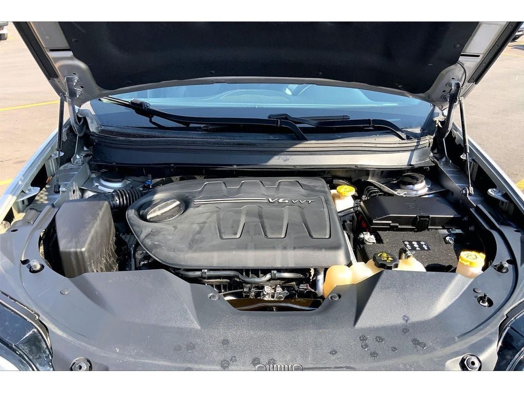 Used 2019 Jeep Cherokee Limited AWD/4WD image 12