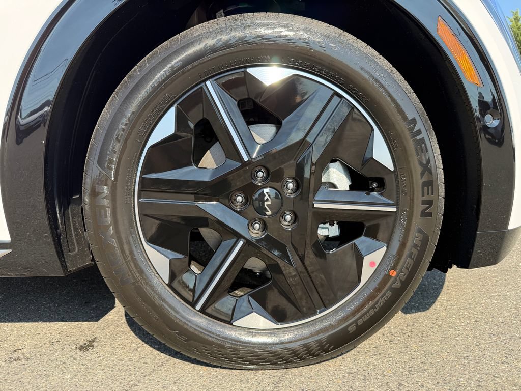 New 2026 Kia EV6 Wind AWD/4WD image 9