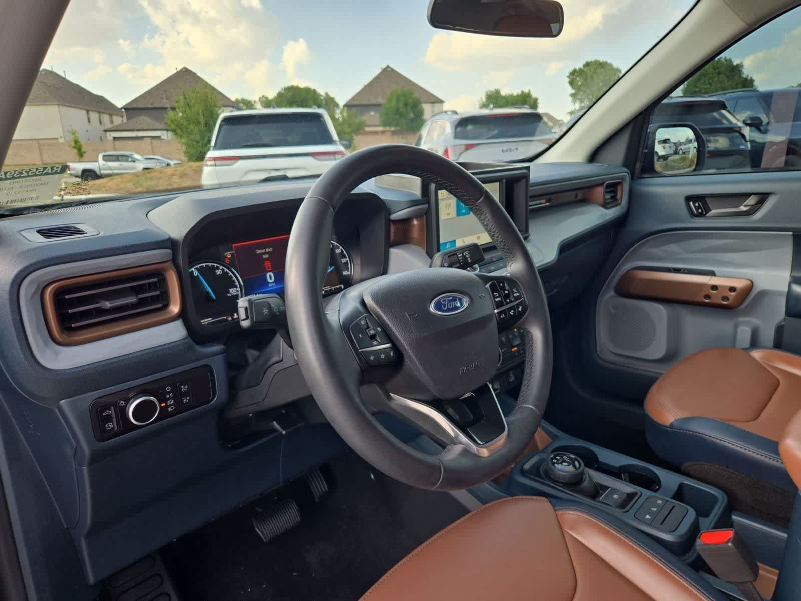 Used 2023 Ford Maverick Lariat FWD image 2