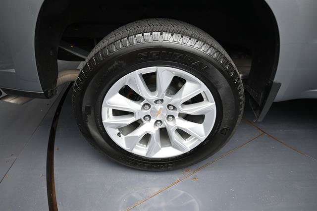 Used 2025 Chevrolet Silverado 1500 Custom RWD image 23
